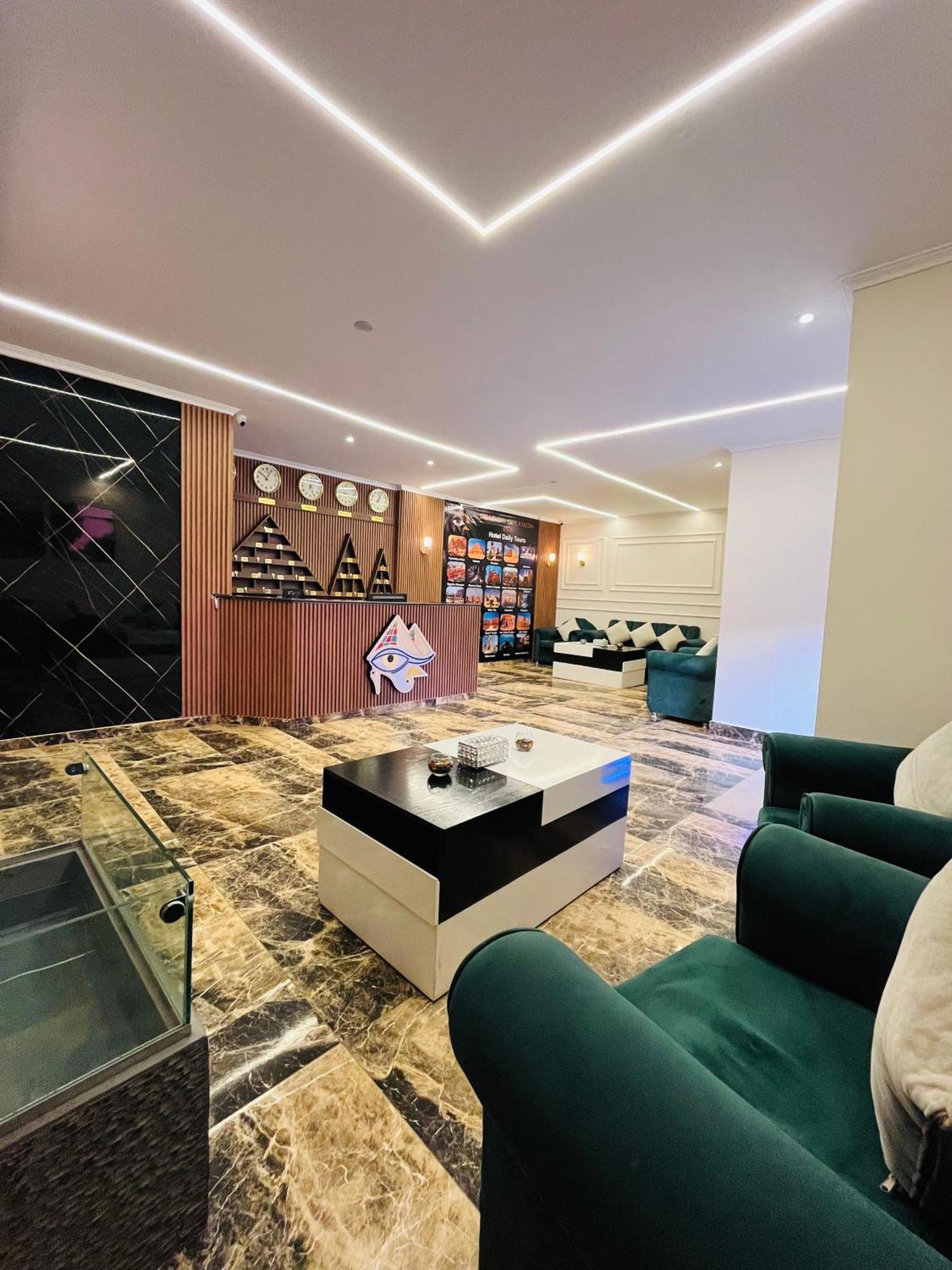 Shadow Pyramids Suites And Jacuzzi Kafret el-Gabal Dış mekan fotoğraf